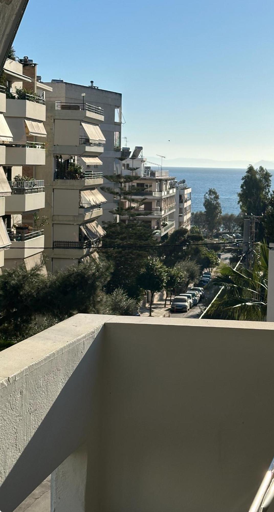 Alimos Cozy דירה