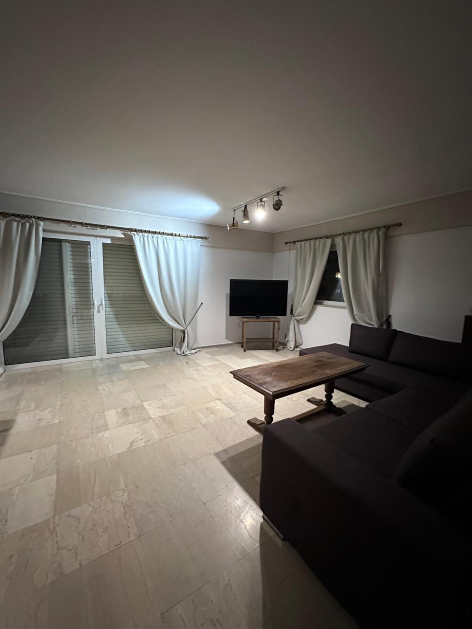 Alimos Cozy Apartment